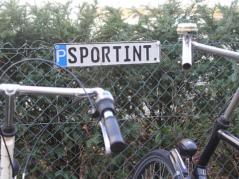 Sportinternat Radparkplatz